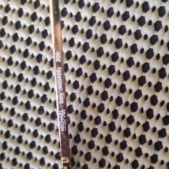 Michael Kors unisex sunglasses - Picture 5 of 8